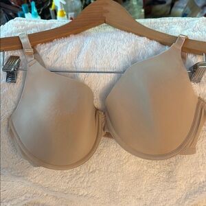 No Boundaries 40C Tan Bra with Molded Cups w/ Back Clasp Closure